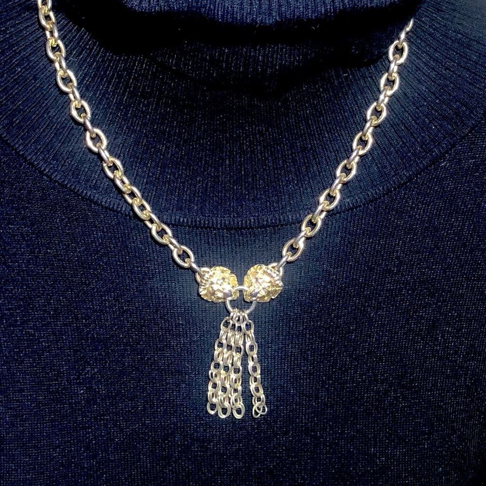 21” Goldtone Double Lion Head With Chain Tassel Choker Necklace